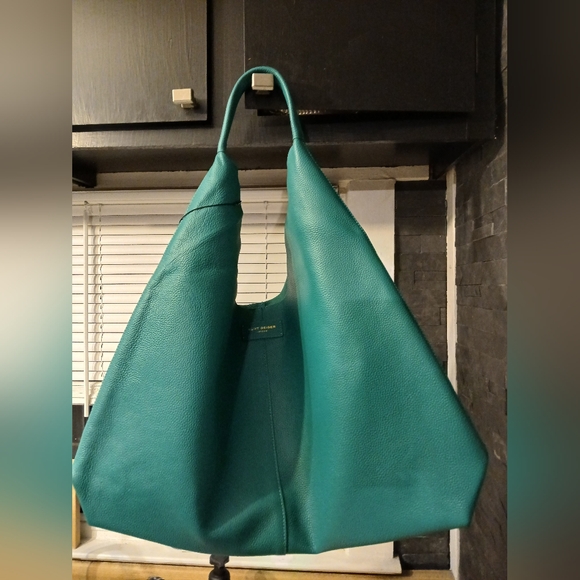 SOLD DO NOT BUY Kurt Geiger NWT Large Hobo Green Bag With Dustbag - Picture 3 of 9